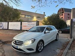 Bianco Usata 2013 Mercedes A180 Tre volumi | 12.800 € (Buon prezzo)