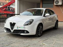 Bianco Usata 2018 Alfa Romeo Giulietta Super Tre volumi | 11.600 € (Super prezzo)