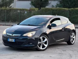 Usata 2011 Opel Astra GTC Due volumi | 4500 €