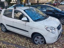 Usata 2009 Kia Picanto Due volumi | 3000 €