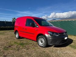 Rosso Usata 2015 VW Caddy Monovolume | 7490 € (Buon prezzo)