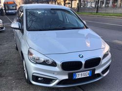 Argento Usata 2015 BMW 218 Monovolume | 10.900 € (Buon prezzo)