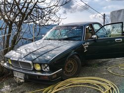 Verde Usata 1992 Jaguar XJ40 Tre volumi | 1000 €