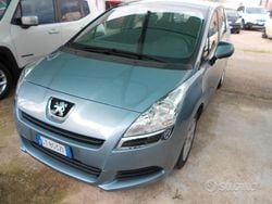 Blu Usata 2011 Peugeot 5008 Premium Monovolume | 4990 € (Ottimo prezzo)