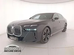 Black sapphire metallizzato Nuova 2025 BMW i7 Comfort Edition Tre volumi | 69.900 €
