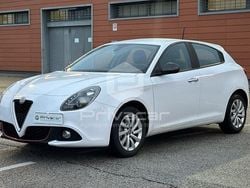 Bianco Usata 2017 Alfa Romeo Giulietta Tre volumi | 6800 € (Buon prezzo)