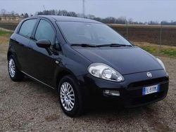 Blu Usata 2018 Fiat Punto Street Tre volumi | 5999 € (Buon prezzo)