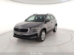 Grigio Usata 2024 Skoda Karoq Selection SUV | 21.900 € (Ottimo prezzo)