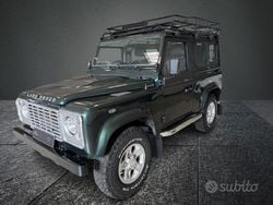 Verde(met.) Usata 2010 Land Rover Defender SE SUV | 33.500 € (Super prezzo)