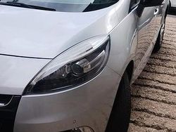 Grigio Usata 2016 Renault Scénic III LIMITED Monovolume | 4500 €