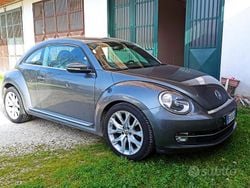 Usata 2013 VW Maggiolino Coupé | 7300 € (Buon prezzo)