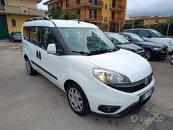 Bianco Usata 2016 Fiat Doblò Lounge Monovolume | 8999 € (Buon prezzo)