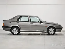 Grigio Usata 1987 Alfa Romeo 75 Tre volumi | 17.200 €