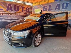 Blu Usata 2013 Audi A1 Ambition Tre volumi | 7199 € (Ottimo prezzo)