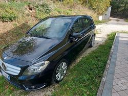 Nero Usata 2013 Mercedes B200 Executive Monovolume | 8000 € (Buon prezzo)