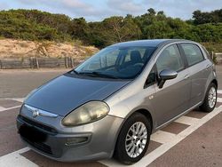 Grigio Usata 2011 Fiat Punto Evo S Due volumi | 3500 € (Buon prezzo)