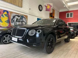 Nero Usata 2019 Bentley Bentayga SUV | 124.999 €