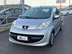 Argento Usata 2006 Peugeot 107 Due volumi | 3700 € (Cara)