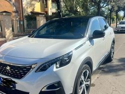Usata 2018 Peugeot 3008 GT-line Station wagon | 16.500 € (Molto cara)