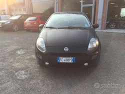 Blu Usata 2016 Fiat Punto Young Tre volumi | 5500 € (Buon prezzo)