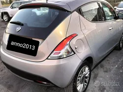 Usata 2013 Lancia Ypsilon Due volumi | 6900 € (Buon prezzo)