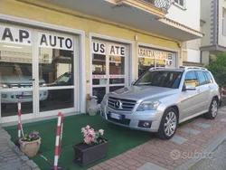 Argento Usata 2011 Mercedes GLK200 SUV | 9000 € (Buon prezzo)