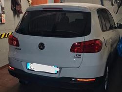 Bianco Usata 2013 VW Tiguan Trendline SUV | 12.900 € (Cara)