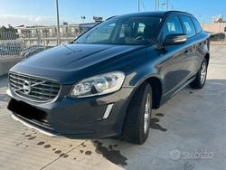 Grigio Usata 2015 Volvo XC60 SUV | 13.000 € (Ottimo prezzo)