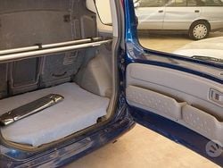 Blu Usata 2001 Toyota Yaris Verso Luna Monovolume | 3500 €