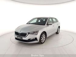 Grigio Usata 2021 Skoda Scala Ambition Due volumi | 14.800 € (Cara)