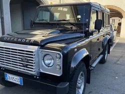 Usata 2015 Land Rover Defender SE SUV | 57.000 € (Cara)