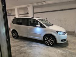 Bianco Usata 2011 VW Touran Monovolume | 6250 €