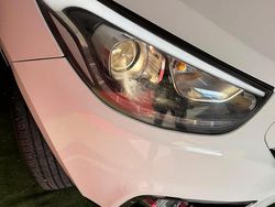 Bianco Usata 2014 Hyundai ix35 SUV | 5999 € (Super prezzo)