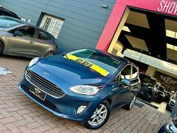 Blu/azzurro Usata 2020 Ford Fiesta Titanium Tre volumi | 10.500 € (Buon prezzo)