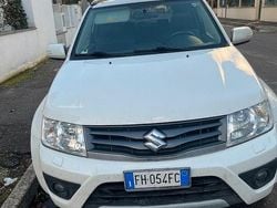 Bianco Usata 2013 Suzuki Vitara SUV | 14.000 €
