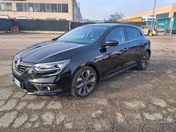 Nero Usata 2018 Renault Mégane IV Bose Edition Tre volumi | 10.900 € (Buon prezzo)