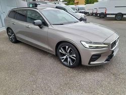 Grigio Usata 2020 Volvo V60 R-Design Station wagon | 14.400 € (Buon prezzo)