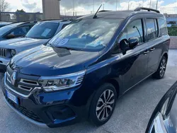Blu Nuova 2024 Renault Kangoo Techno Monovolume | 29.900 € (Ottimo prezzo)
