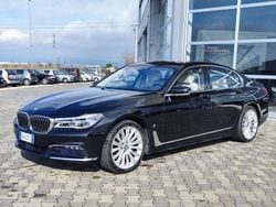 Nero Usata 2016 BMW 740 iPerformance Tre volumi | 53.000 € (Molto cara)