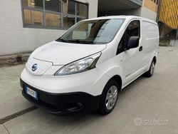 Bianco Usata 2017 Nissan e-NV200 Monovolume | 7300 €