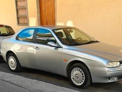 Grigio Usata 2003 Alfa Romeo 156 Tre volumi | 1899 € (Buon prezzo)