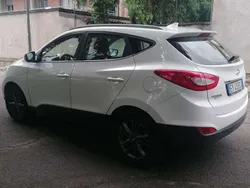 Bianco Usata 2015 Hyundai ix35 Xpossible SUV | 13.700 € (Molto cara)
