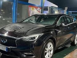 Nero Usata 2018 Infiniti Q30 Due volumi | 9500 € (Ottimo prezzo)