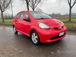 Rosso Usata 2007 Toyota Aygo Due volumi | 3500 € (Buon prezzo)