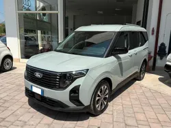 Grigio Usata 2024 Ford Tourneo Courier Titanium Monovolume | 21.000 € (Buon prezzo)