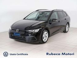 Nero Usata 2021 VW Golf VIII Life Station wagon | 17.900 € (Buon prezzo)
