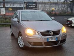 Grigio Usata 2007 VW Polo Sportline Tre volumi | 1700 € (Ottimo prezzo)