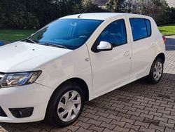 Bianco Usata 2013 Dacia Sandero Ambiance Due volumi | 5300 € (Cara)