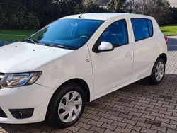 Bianco Usata 2013 Dacia Sandero Ambiance Due volumi | 5900 € (Cara)