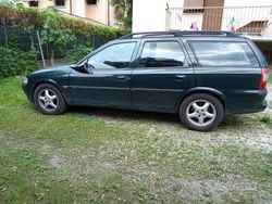 Verde Usata 1999 Opel Vectra Station wagon | 700 €